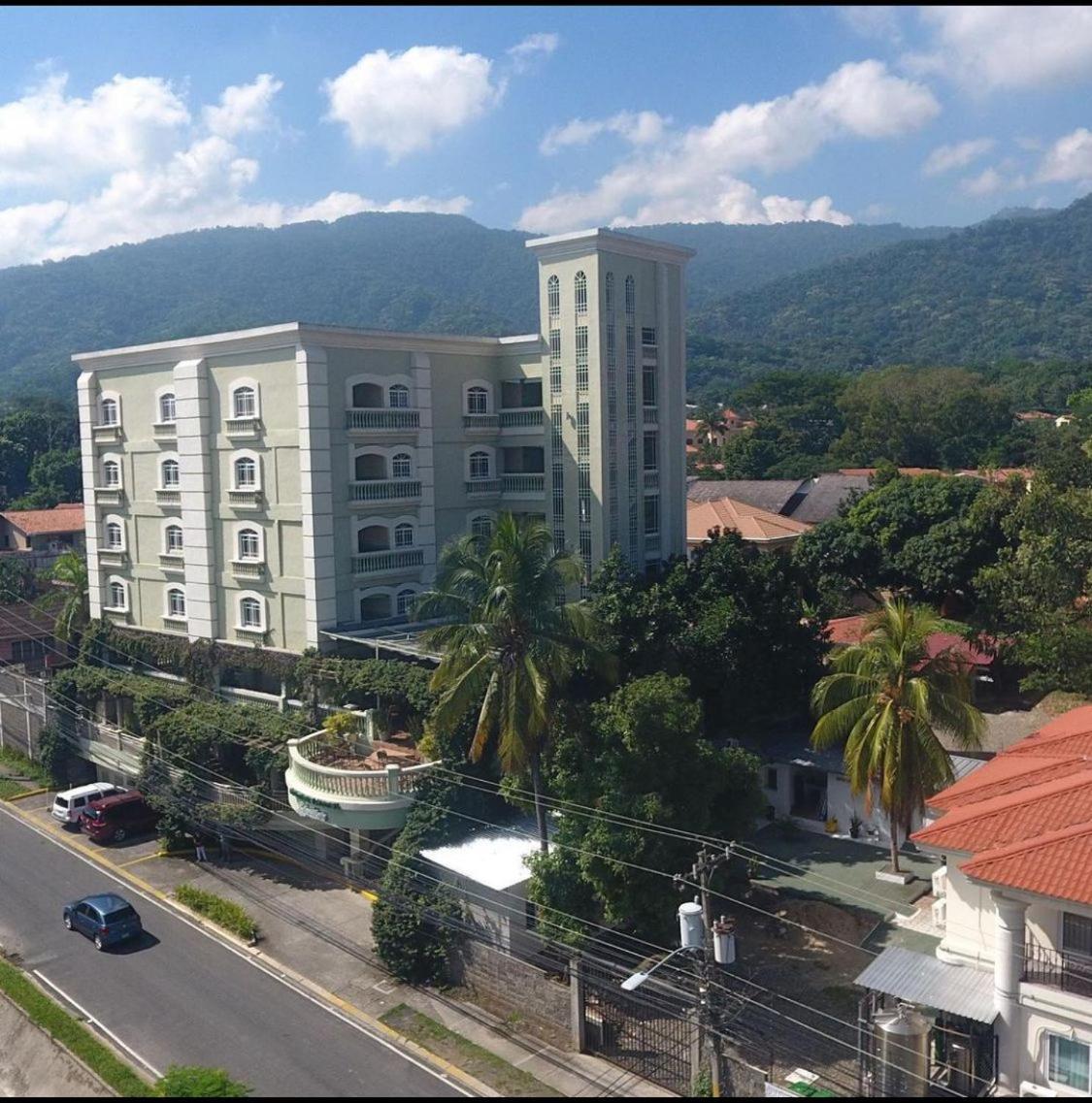 Boutique Hotel La Cordillera سان بيدرو سولا المظهر الخارجي الصورة